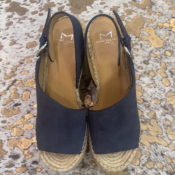 Marc Fisher navy wedges - Picture 3 of 5